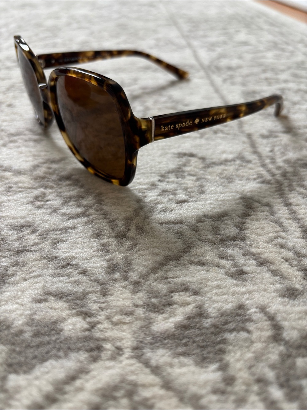 kate spade Tortoise Pattern Oversized Square Sunglasses - polarized Brown Lenses - Picture 3 of 8
